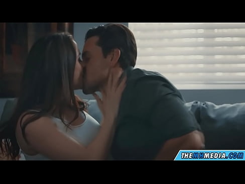 ❤️ एक चांगला busty आई सह रोमँटिक सेक्स लिंग ❌️❤
